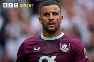 沃克第397次在英超首發(fā)出場，追平聯(lián)賽歷史邊后衛(wèi)球員紀(jì)錄