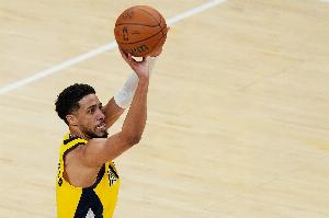 倒一大片！步行者傷病名單上有8人 僅3名后衛(wèi)能夠出戰(zhàn)