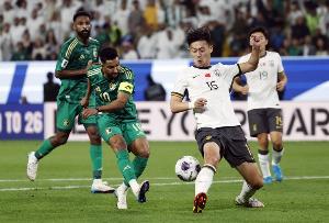 直播吧：國足11月可能交手烏茲別克、沙特，地點計劃安排在杭州