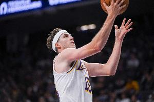 新季場均罰球數(shù)Top10：里夫斯12.8次力壓字母SGA 巴特勒4杜蘭特5