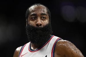 手感不佳！哈登半場7投僅2中拿到8分7助 三分5中1