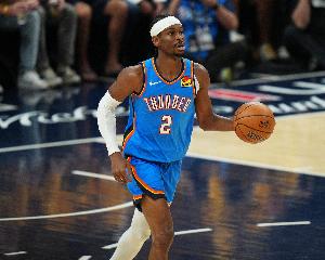 一線之隔！亞歷山大半場(chǎng)兩分球6中6&三分球4中0拿到13分4板2助1帽