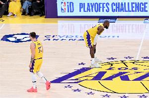 兩場(chǎng)都遇不到東詹了？開拓者未來8天要兩次遭遇湖人 主客場(chǎng)各一次