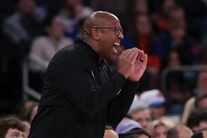 邁克-布朗：我們?nèi)栽诿鞣较?或要挨幾記重拳才能學(xué)會(huì)敬畏與領(lǐng)悟