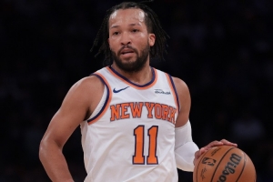 老里：布倫森上半場打得很順 下半場我們把對抗拉滿他沒了節(jié)奏