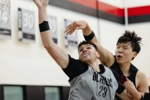 隊(duì)記：開(kāi)拓者喜歡打無(wú)中鋒陣容因克林根和楊瀚森無(wú)法滿足球隊(duì)要求