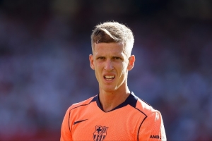 每體：奧爾莫傷勢恢復(fù)良好，已在康復(fù)師指導(dǎo)下進(jìn)行場內(nèi)訓(xùn)練