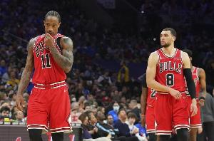 都是舊將！拉文和德羅贊賽后結(jié)伴去了公牛更衣室