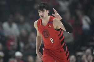 阿夫迪亞：今天本可以不用贏得這么艱難 末節(jié)我的失誤還要控制