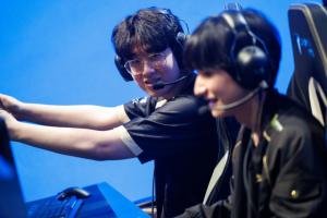 JDG？爆料：有LPL豪門戰(zhàn)隊正在接觸ZEUS