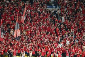 退出爭冠！蓉城官博被沖，大量球迷涌入評論區(qū)怒罵管理層引援不力