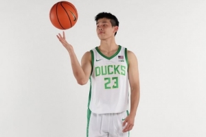 NCAA季前賽：林葳首發(fā)出戰(zhàn)27分鐘 6投1中&罰球2中2得4分2板4助