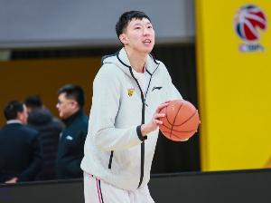 周琦：之前在東莞度過了很開心的1年 這里有宏遠這個11冠王的球隊