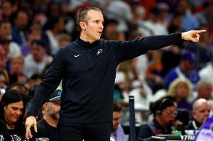 現(xiàn)在下定論為時尚早？開季1勝4負 太陽僅9%概率打進季后賽！