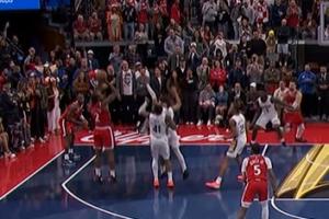 冷血機(jī)器人！萊昂納德左側(cè)45°角點(diǎn)飛兩人 中距離壓哨絕殺鵜鶘！