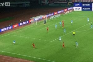 梅州連追2球！馬馬杜第87分鐘門前不慎烏龍，梅州2-2扳平大連