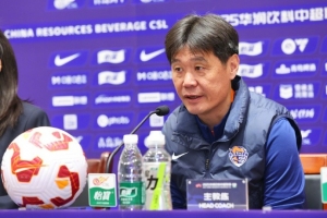 賽前聲音 李霄鵬：明天這場比賽就是拼，贏下最后一個主場比賽