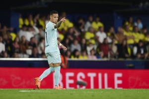 安東尼：可惜沒能再進(jìn)一球，當(dāng)時(shí)我有空間但對方門將表現(xiàn)出色