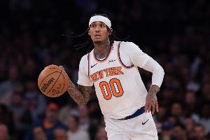 找回手感！克拉克森第二節(jié)4投3中&3罰全中 單節(jié)得分上雙