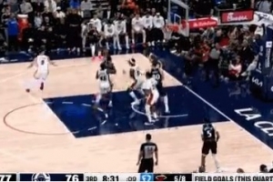 不容易！比爾接哈登傳球三分命中&拿到12分！快船生涯最高分！