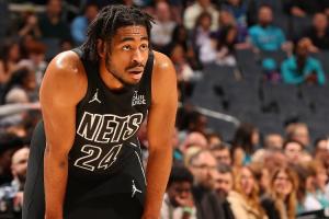 缺誰(shuí)誰(shuí)尷尬之小火車！托馬斯本場(chǎng)5分鐘傷退 籃網(wǎng)結(jié)束7連敗取首勝