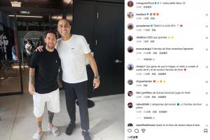 特雷澤蓋曬與梅西合影：無(wú)可爭(zhēng)議的第一，梅西??