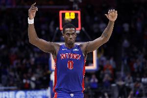 打成奧尼爾了！杜倫14中11超高效砍下30分11板3斷