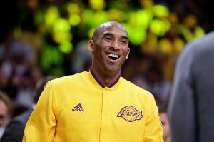 孫悅：當(dāng)年我在包機(jī)上看《大話西游》 科比一旁齜牙咧嘴大喊WTF