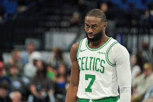 杰倫·布朗：年輕人挺身而出是好兆頭 此勝意義重大