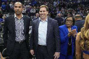 Stein：對(duì)獨(dú)行俠高層而言 在賽季中期更換總經(jīng)理已變得不可避免