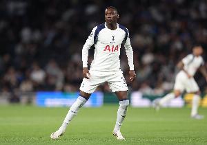 記者：如若接受手術(shù)治療，穆阿尼可能將因傷缺陣6-8周