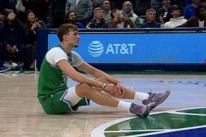 本有機(jī)會(huì)絕殺！弗拉格被抓球衣漏接球 隨后癱坐在地眼神黯淡無(wú)光