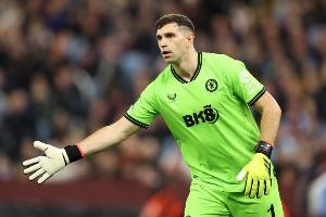 布恩迪亞：大馬丁是世界上最優(yōu)秀的門將，他能激勵全隊變得更出色