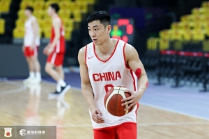 媒體人：今天郭士強(qiáng)繼續(xù)考察 不出意外高詩(shī)巖將入選國(guó)家隊(duì)集訓(xùn)