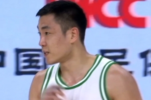 手感昨晚用光了！高詩(shī)巖12中4&三分5中1 得到12分2板7助4斷