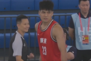 小組賽-劉康能13分 陳國(guó)豪4分3板 廣東三人全運(yùn)男籃力克江蘇隊(duì)