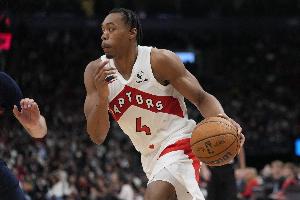 巴恩斯今日28分10板8助5帽 成為隊(duì)史首位單場25+10+5+5帽球員