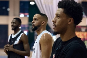 Erik Thomas也已到達基地參加合訓！新賽季三外援集結完畢