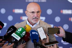 德拉富恩特：我認(rèn)為這場(chǎng)比賽本應(yīng)獲勝，但對(duì)于結(jié)果我還是很高興