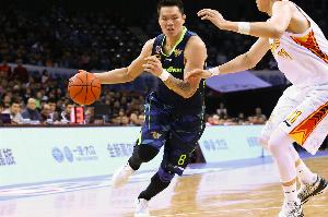 李春江：當(dāng)年江蘇那次傷病 朱芳雨含淚說‘李導(dǎo) 真的堅(jiān)持不了了’