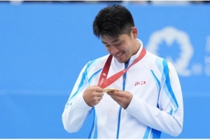 吳易昺社媒慶祝全運會奪冠，鄭欽文留言祝賀：恭喜兄弟，苦盡甘來