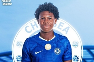 郵報：厄瓜多爾16歲小將已和切爾西預(yù)簽合同，年滿18歲正式加盟