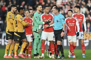 奧利弗英超共執(zhí)法阿森納62場：槍手31勝13平18負+獲5點球109黃8紅