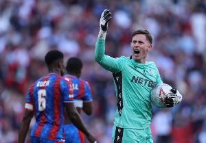 穩(wěn)！凱恩近8年聯(lián)賽38次罰點37次命中，僅被迪恩·亨德森撲出1次