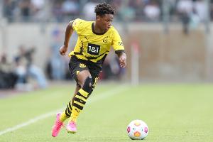 德媒：杜蘭維爾考慮一月租借離開多特蒙德，他在一線隊得不到機會