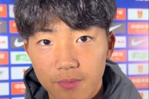 萬(wàn)項(xiàng)：大家非常想拿下這場(chǎng)開(kāi)門(mén)紅 我為自己和球隊(duì)打8.5分