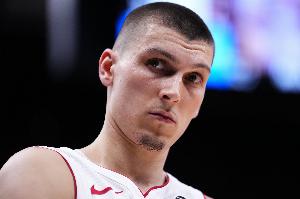 終于來了！Shams：希羅計劃明日熱火主場對陣獨行俠上演賽季首秀