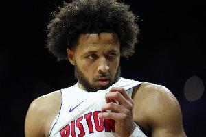 場(chǎng)均27.4分5.6板9.9助！詹寧斯：康寧漢姆會(huì)是28奧運(yùn)美國(guó)首發(fā)控衛(wèi)