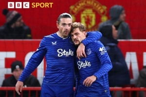 破天荒！少打1人但攻陷老特拉福德，埃弗頓是英超歷史第一隊(duì)