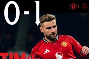 擁擠加??！曼聯(lián)主場告負后4隊同積18分+3隊同積19分，中游7隊抱團